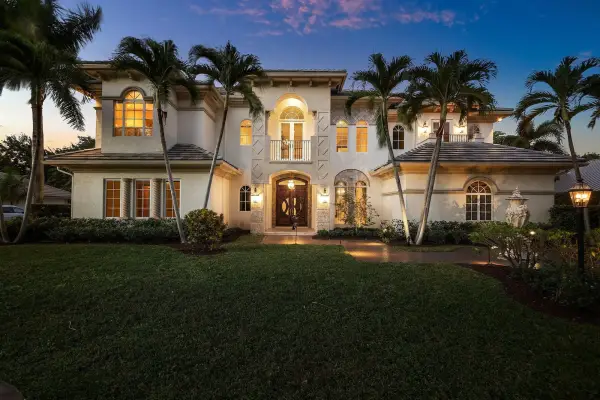 4255 Gleneagles Drive, Boynton Beach, FL 33436