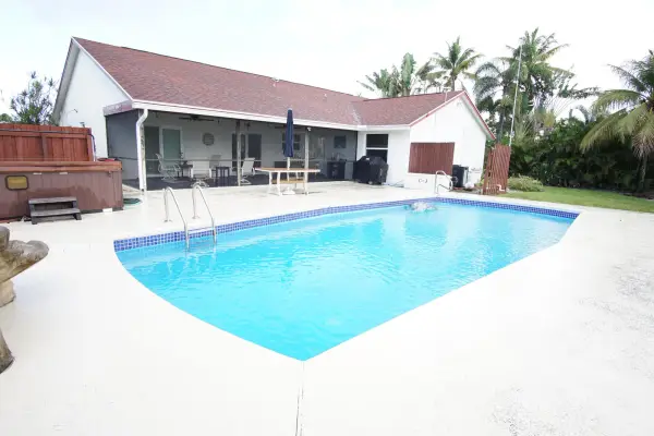 7561 Nemec Drive N, Lake Clarke Shores, FL 33406