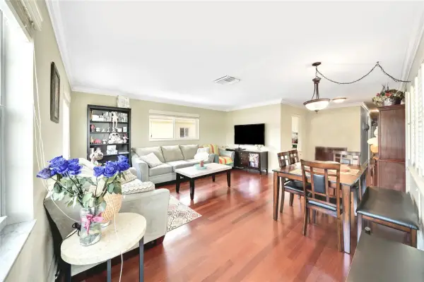 2701 Middle River Drive 11, Fort Lauderdale, FL 33306