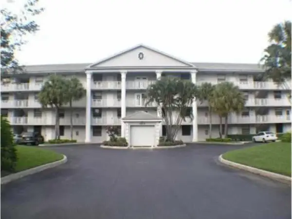 1711 SE Whitehall Drive 201, Davie, FL 33324