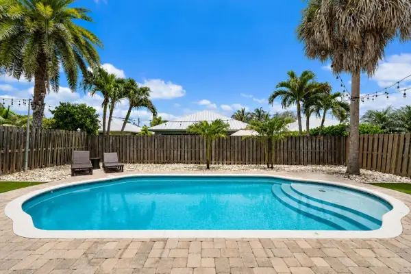 17620 Cinquez Park Road W, Jupiter, FL 33458