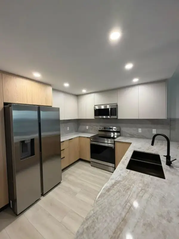 427 Golden Isles Drive 12d, Hallandale Beach, FL 33009