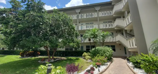 2901 Victoria Circle F2, Coconut Creek, FL 33066