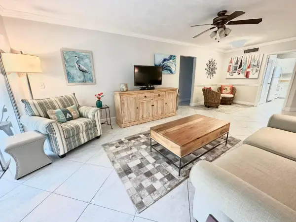 6 Garden Street 204p, Tequesta, FL 33469