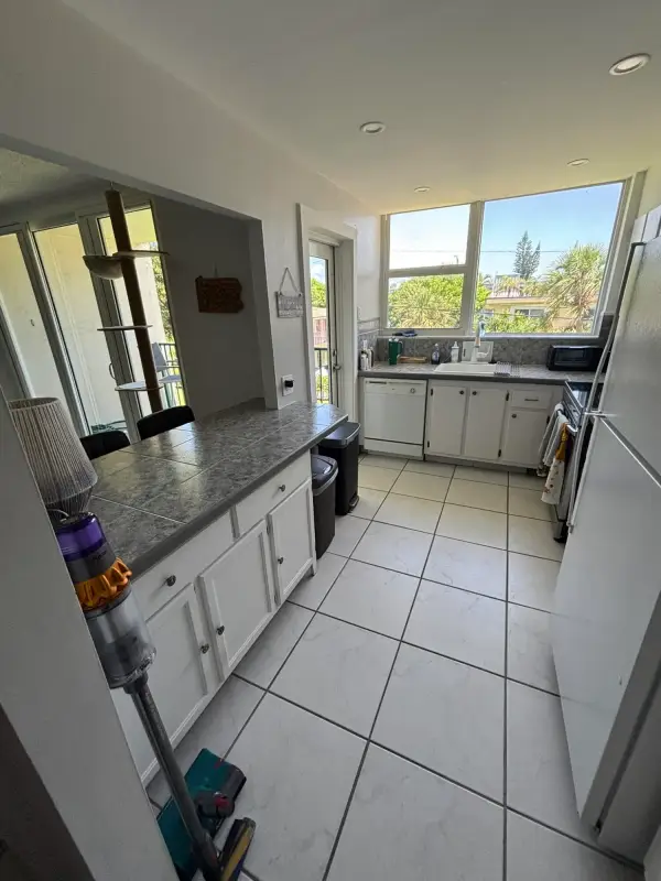 1238 Hillsboro Mile 210, Hillsboro Beach, FL 33062