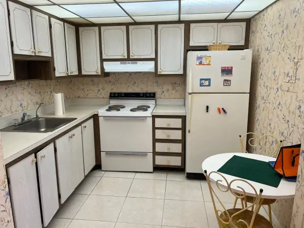 192 Flanders Drive, Delray Beach, FL 33484