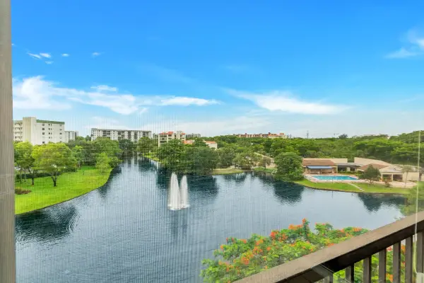 2334 S Cypress Bend Drive 602, Pompano Beach, FL 33069