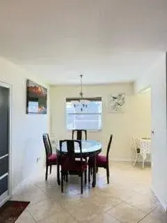 276 Saxony F, Delray Beach, FL 33446
