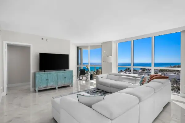101 S Fort Lauderdale Beach Boulevard 907, Fort Lauderdale, FL 33316