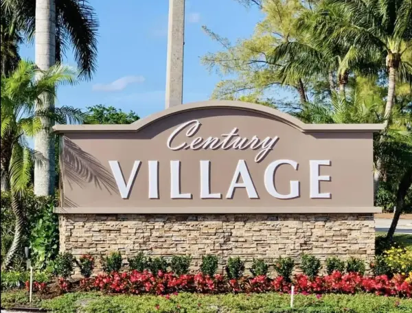 306 Wellington A, West Palm Beach, FL 33417