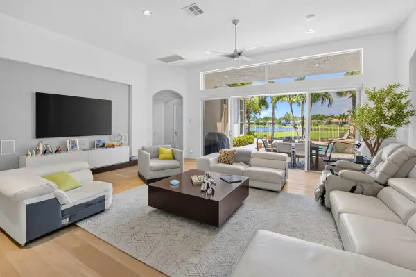 7700 Villa D Este Way, Delray Beach, FL 33446
