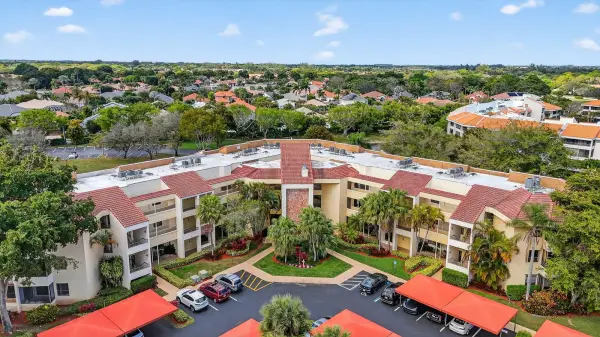 7535 La Paz Boulevard 306, Boca Raton, FL 33433