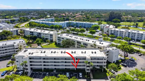 3186 Via Poinciana 114, Lake Worth, FL 33467
