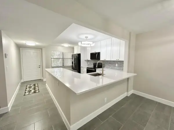 7681 Tahiti Lane 102, Lake Worth, FL 33467