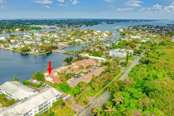 6550 N Ocean Boulevard 1, Ocean Ridge, FL 33435