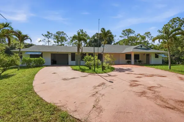 16476 107th Drive N, Jupiter Farms, FL 33478