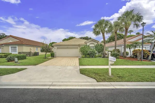 5707 Swaying Palm Lane, Boynton Beach, FL 33437