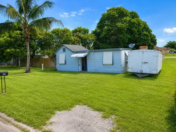 1198 Tangelo Avenue, West Palm Beach, FL 33406