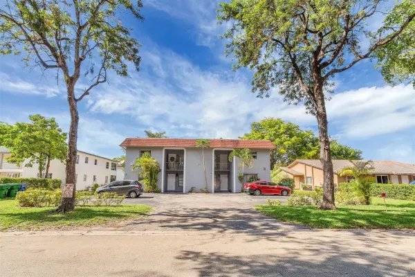 10131 NW 35th Street 16d, Coral Springs, FL 33065