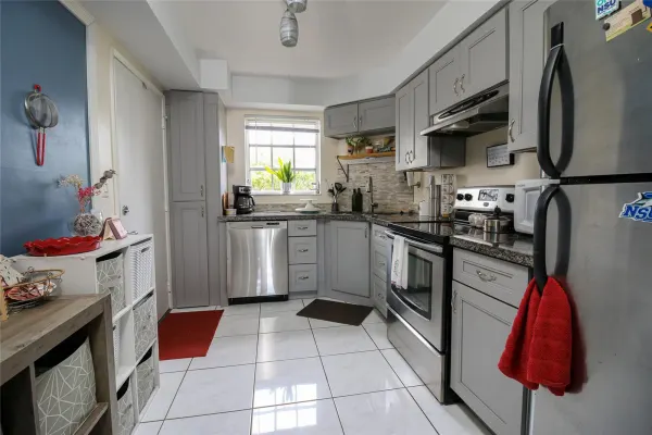 3475 Broken Woods Drive 101, Coral Springs, FL 33065