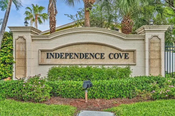 753 Imperial Lake Road 753, West Palm Beach, FL 33413