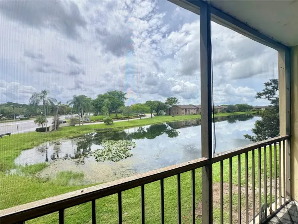 3905 N Nob Hill Road 201, Sunrise, FL 33351