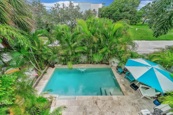 1251 NE 32nd Street, Oakland Park, FL 33334