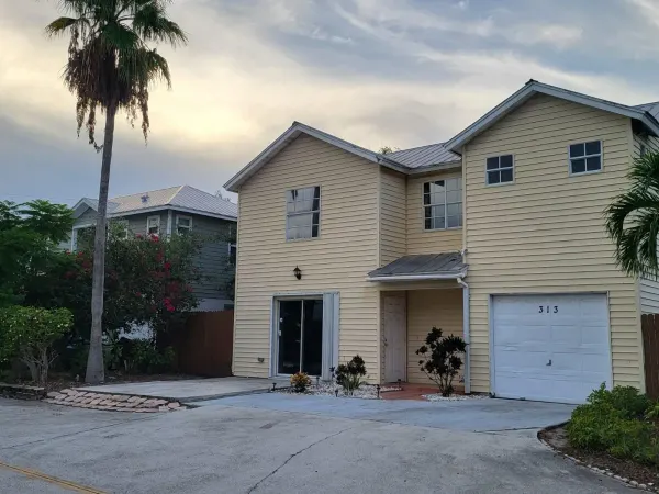 313 N D Street, Lake Worth Beach, FL 33460