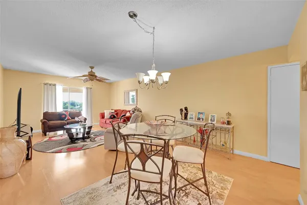 3475 Broken Woods Drive 401, Coral Springs, FL 33065
