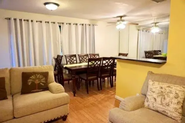 6000 NW 41st Terrace, North Lauderdale, FL 33319