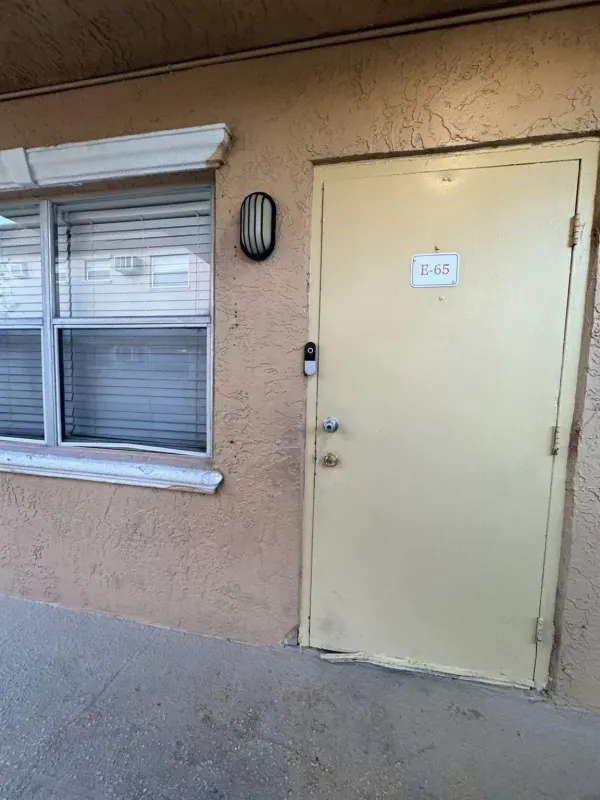 101 NE 41st Street 65e, Oakland Park, FL 33334