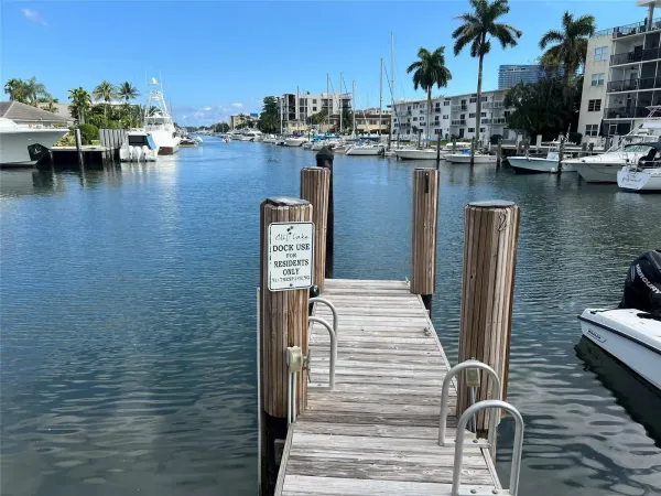 1015 SE 15th Street 6d, Fort Lauderdale, FL 33316