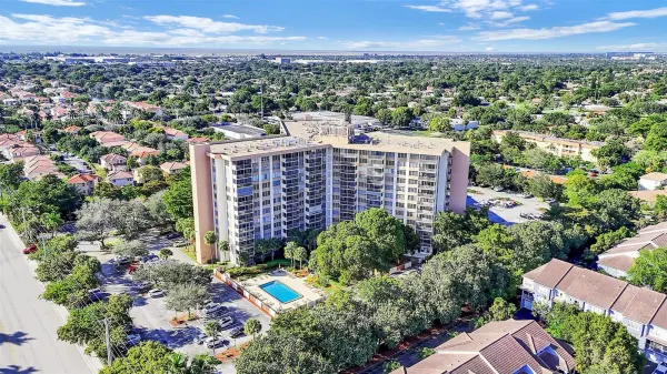 10777 W Sample Road 711, Coral Springs, FL 33065