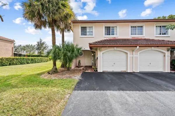 8940 NW 38th Drive 8940, Coral Springs, FL 33065