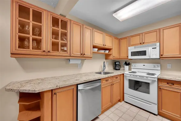 251 S Cypress Road 144, Pompano Beach, FL 33060