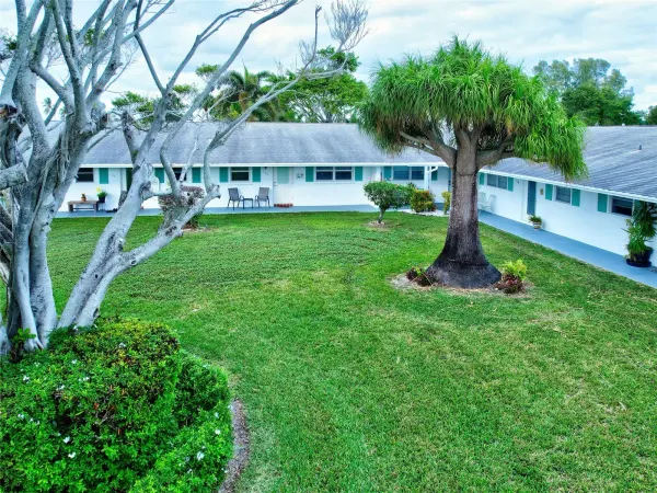 400 SW Golfview Terrace 111, Boynton Beach, FL 33426