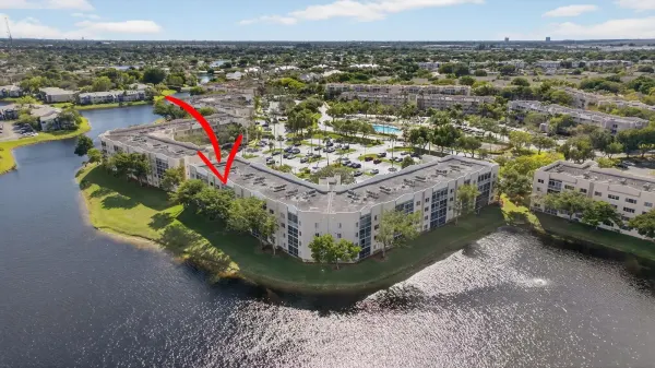 9575 Weldon Circle Apt C413, Tamarac, FL 33321