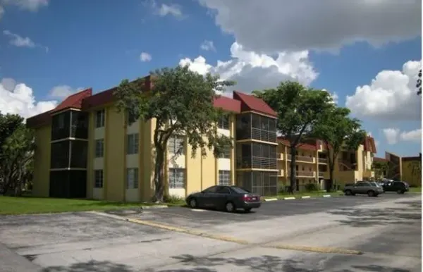 3490 Foxcroft Road 317, Miramar, FL 33025