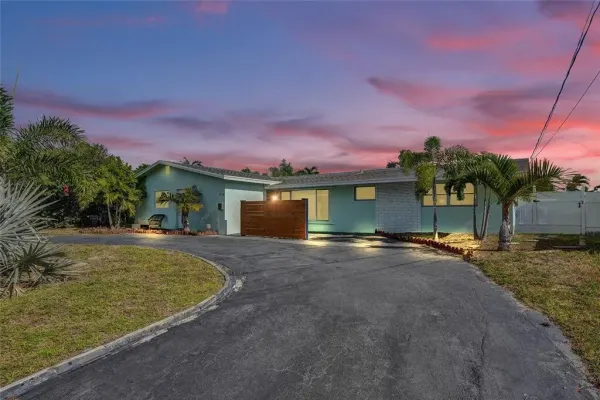 1710 SW 6th Avenue, Pompano Beach, FL 33060