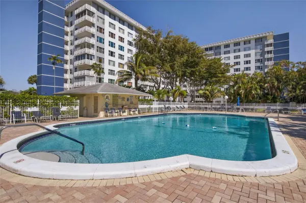 4400 Hillcrest Drive 704, Hollywood, FL 33021