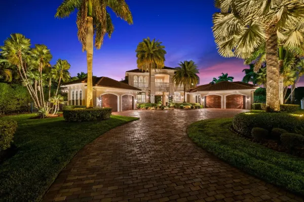 12741 Kapok Lane, Davie, FL 33330