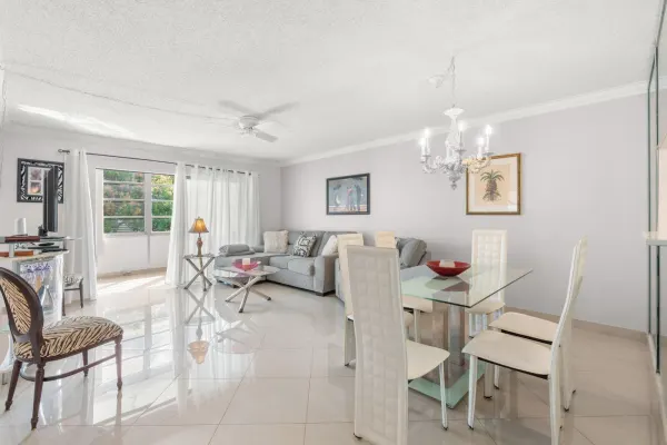 4191 NW 41st Street 214, Lauderdale Lakes, FL 33319