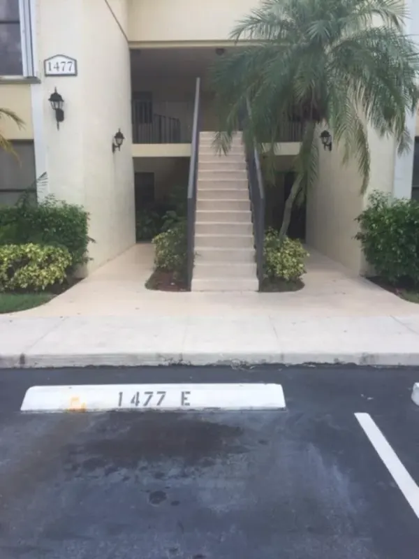 1465 W Lake Crystal Drive G, West Palm Beach, FL 33411