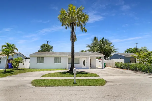 1395 SW 46 Th Avenue, Fort Lauderdale, FL 33317