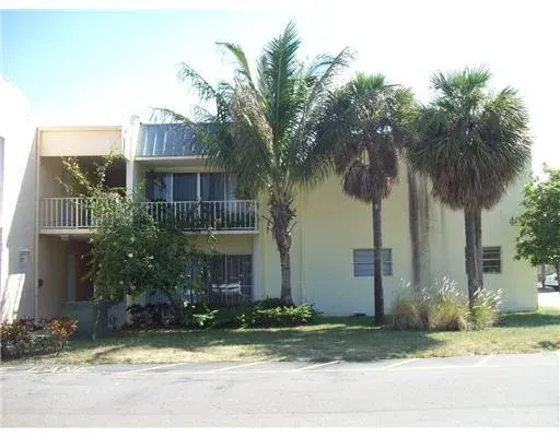 409 Executive Center Drive Drive, West Palm Beach, FL 33401