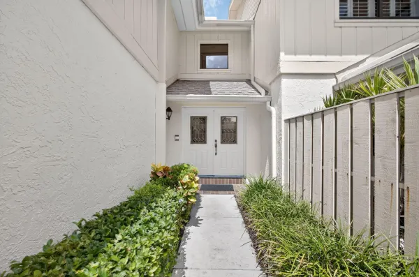 16942 Waterbend Drive 258, Jupiter, FL 33477