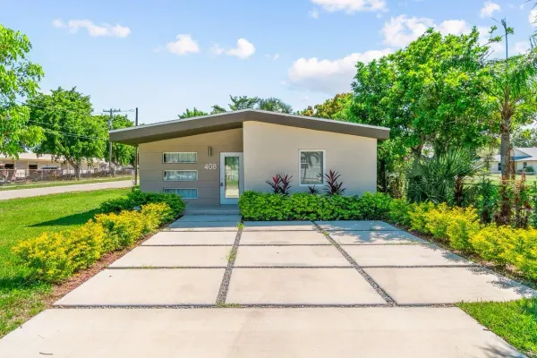 408 SW 4th Street, Delray Beach, FL 33444