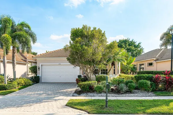 6942 Fairway Lakes Drive, Boynton Beach, FL 33472