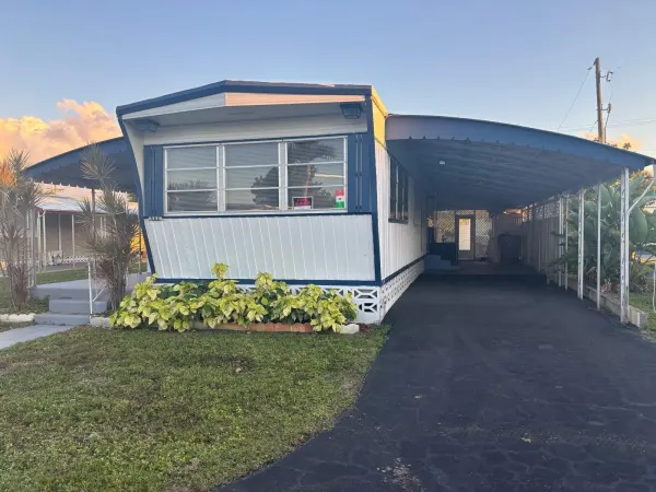 562 NE 47th St, Lot 393, Deerfield Beach, FL 33064