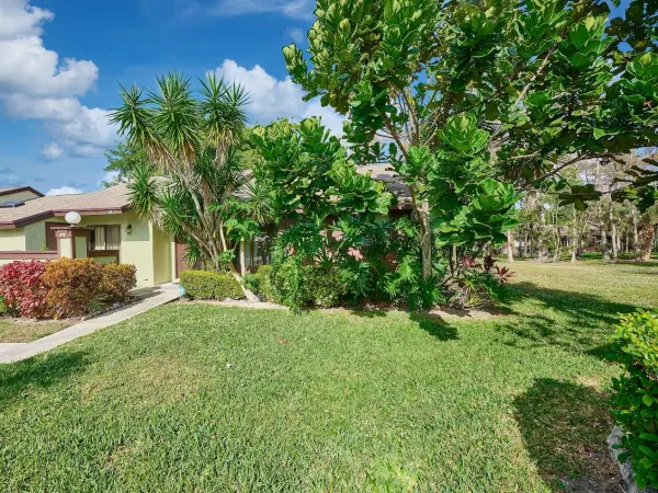 498 Iron Forge Ct Court, Royal Palm Beach, FL 33411
